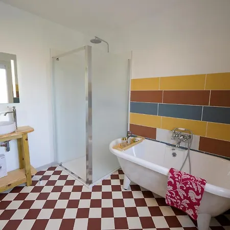 Feriehus Chez Odette - 4 Chambres, 2 Sdb, Jardin, Parking