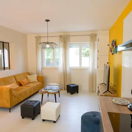 Chez Odette - Spa, Plancha, Parking 別荘