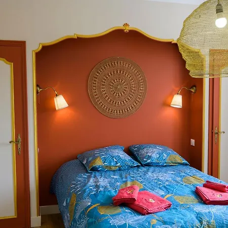 Chez Odette - Spa, Plancha, Parking 別荘