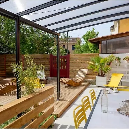 Vakantiehuis Chez Odette - 4 Chambres, 2 Sdb, Jardin, Parking