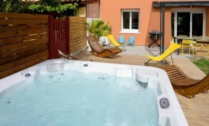 Ferienhaus Chez Odette - Spa, Plancha, Parking *